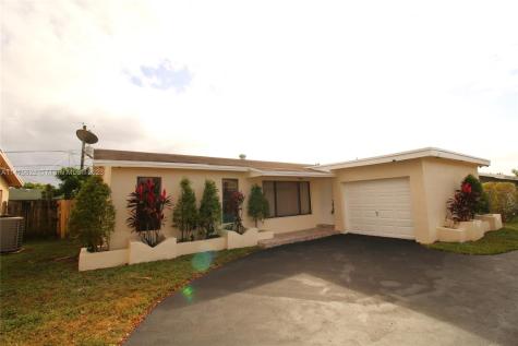 10290 NW 24th Court Sunrise FL 33322