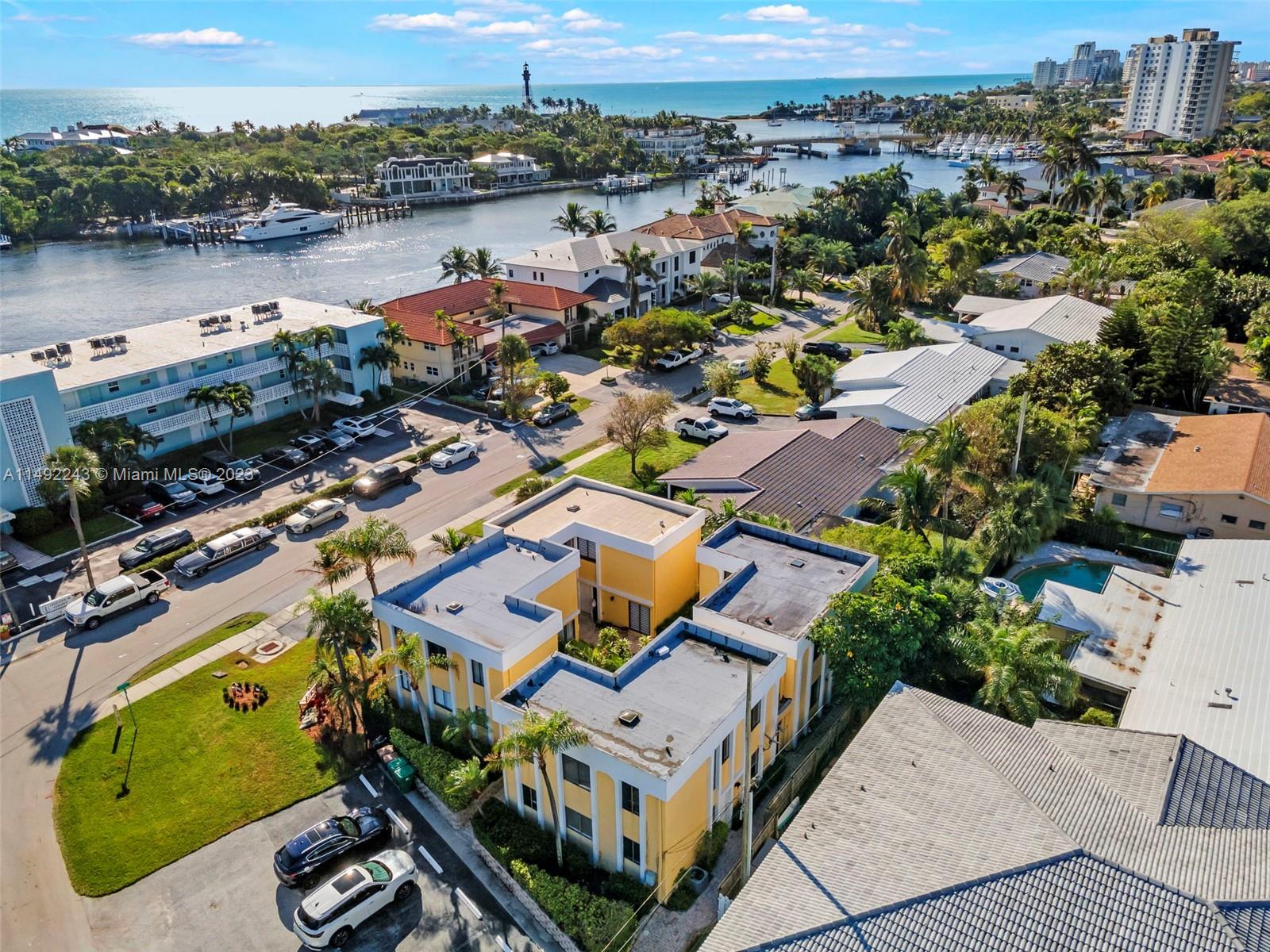 2769 NE 30th Avenue Lighthouse Point FL 33064