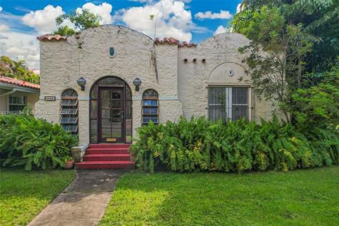 446 Aragon Avenue Coral Gables FL 33134