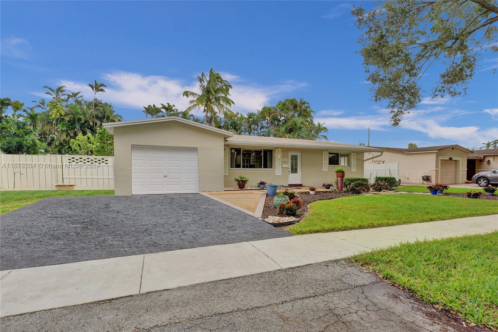 5214 SW 91st Terrace Cooper City FL 33328