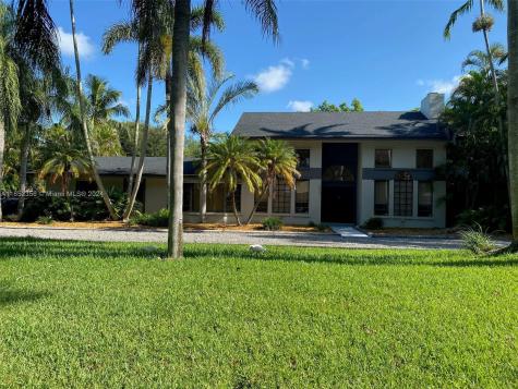 8281 SW 187th Street Cutler Bay FL 33157