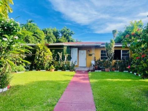 904 NE 164th Street North Miami Beach FL 33162