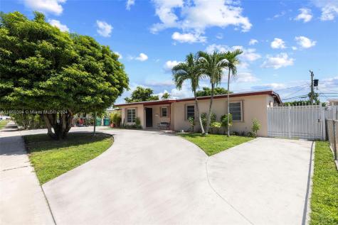 5045 SW 113th Avenue Miami FL 33165