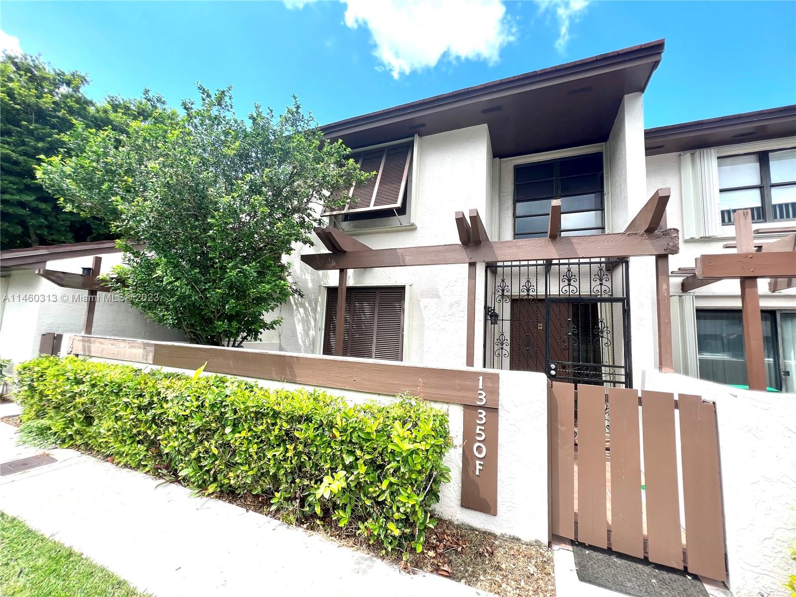 13350 SW 91st Terrace Miami FL 33186