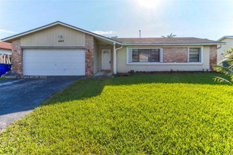 4965 SW 12th Street Margate FL 33068