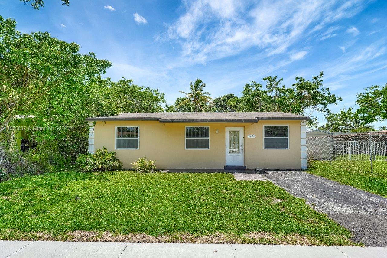 2244 Mayo Street Hollywood FL 33020