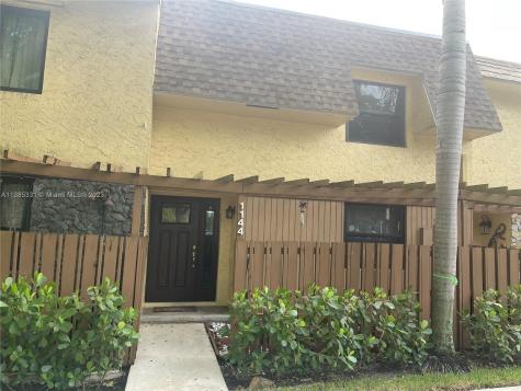 1144 N University Drive Plantation FL 33322