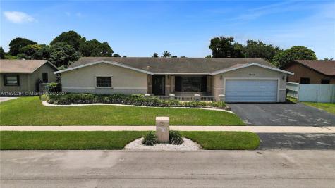 16910 SW 107th Court Miami FL 33157