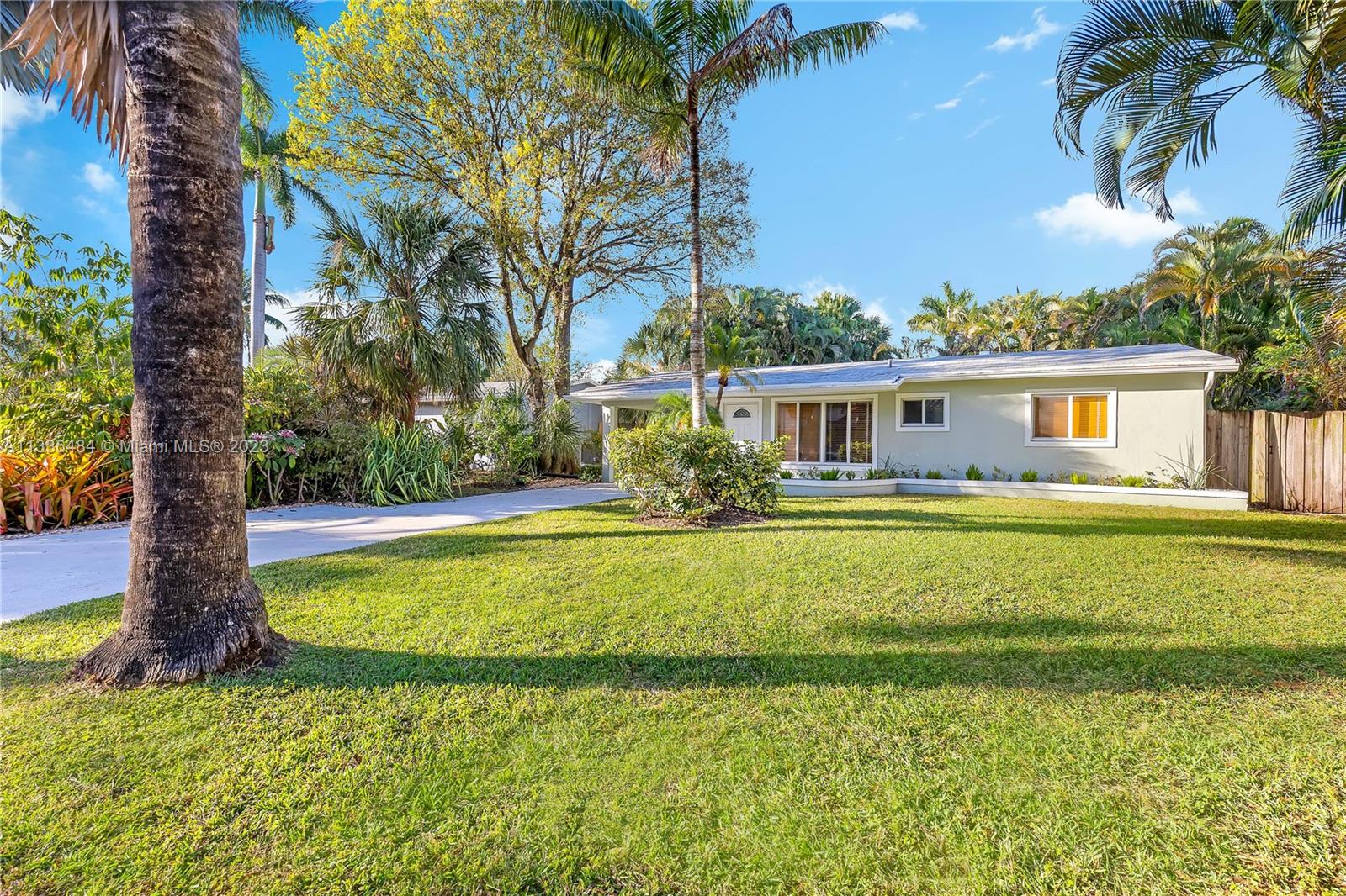 325 NE 30th Street Wilton Manors FL 33334