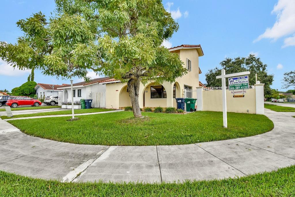 9853 SW 1st Terrace Miami FL 33174