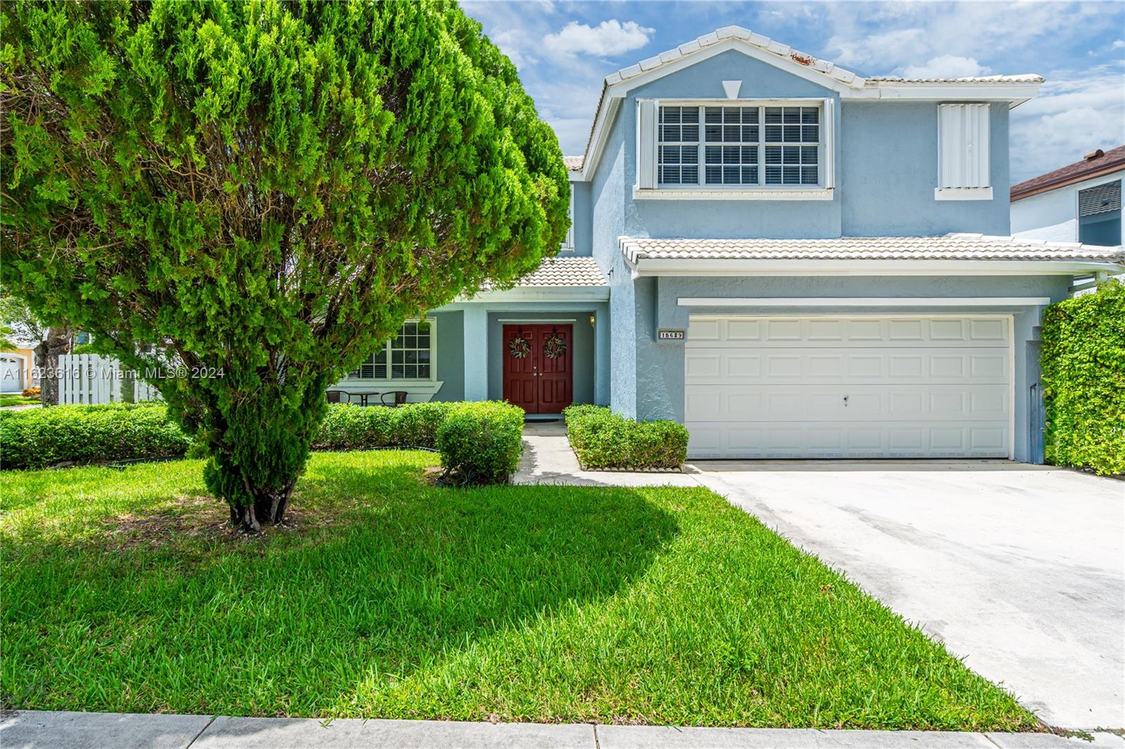 15639 SW 98th Terrace Miami FL 33196