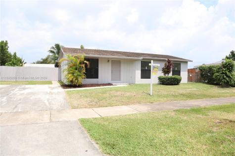26312 SW 127th Place Homestead FL 33032