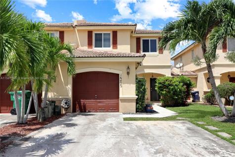 16425 SW 73rd Lane Miami FL 33193