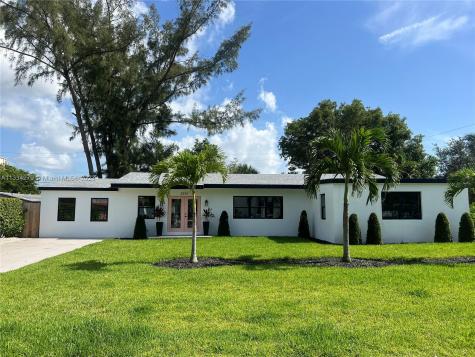 3251 SE 8th Street Pompano Beach FL 33062