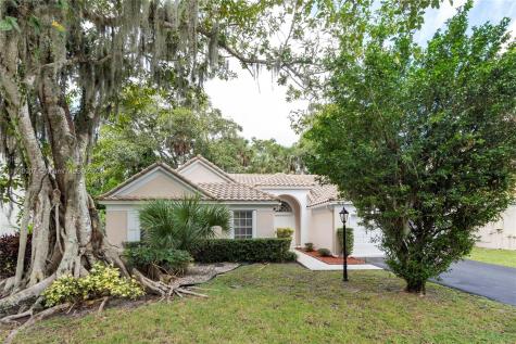 3540 Mahogany Way Coral Springs FL 33065