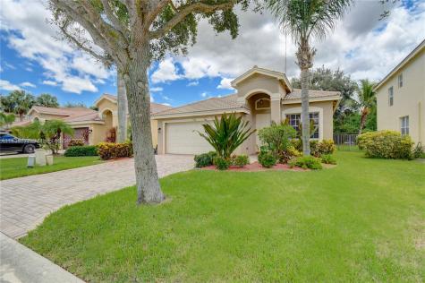 7914 Jewelwood Drive Boynton Beach FL 33437