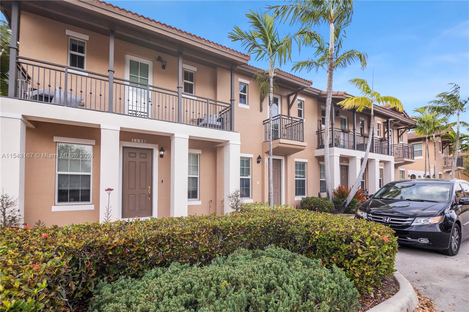 1146 SW 147th Terrace Pembroke Pines FL 33027