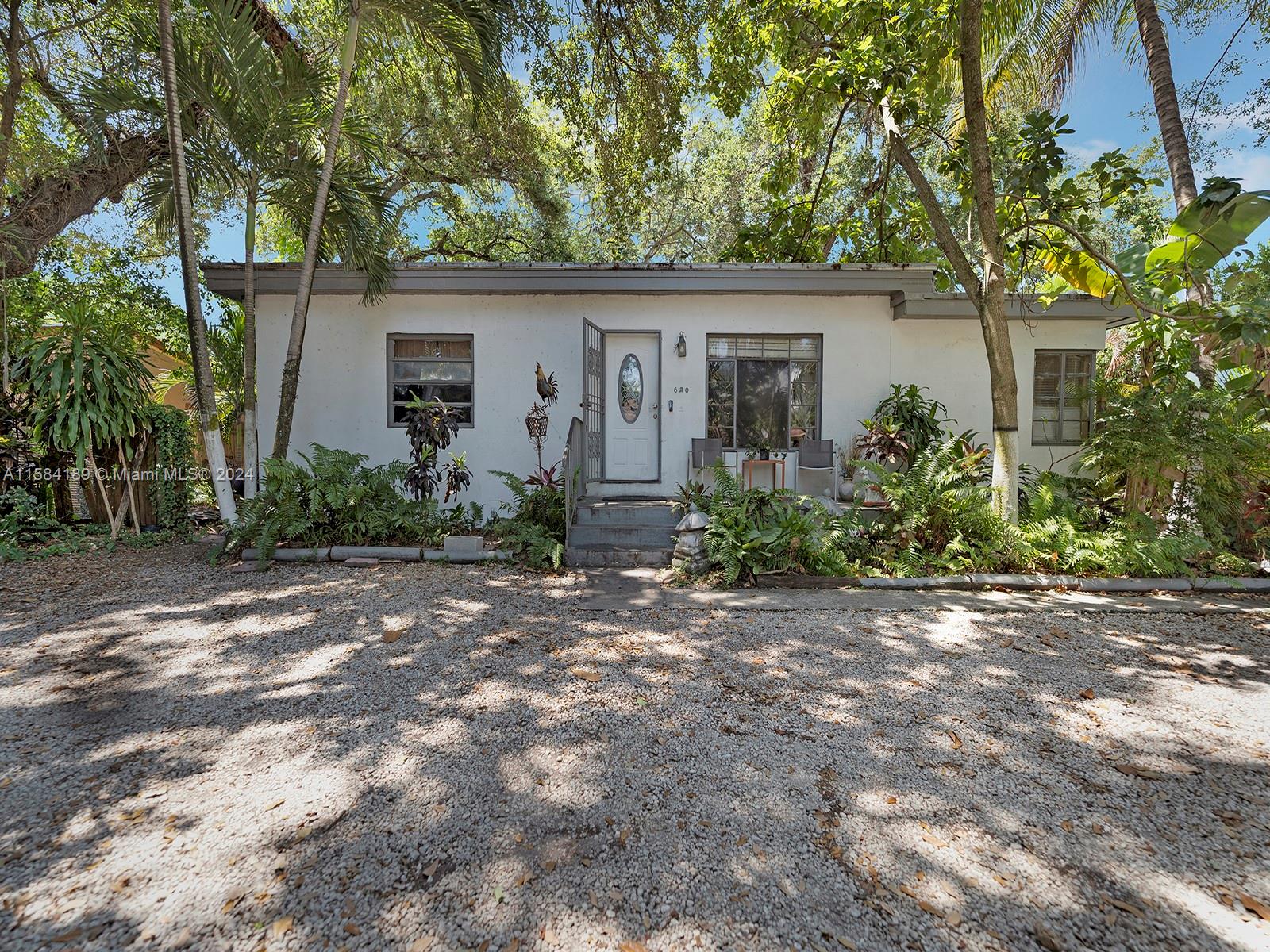 620 NE 160th Street Miami FL 33162