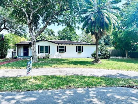 915 NE 118th Street Biscayne Park FL 33161
