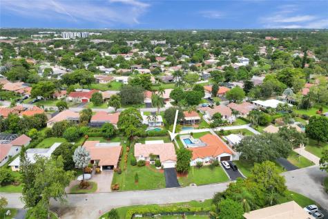 1242 NW 82nd Avenue Coral Springs FL 33071