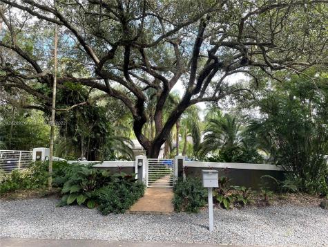 6755 SW 74th Street South Miami FL 33143