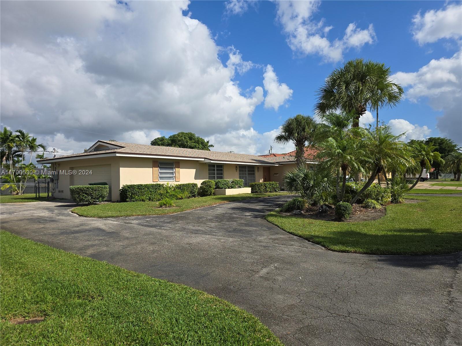 8251 SW 87th Terrace Miami FL 33143
