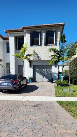 25118 SW 107th Avenue Homestead FL 33032