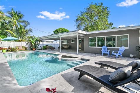 1731 NE 27th Drive Wilton Manors FL 33334
