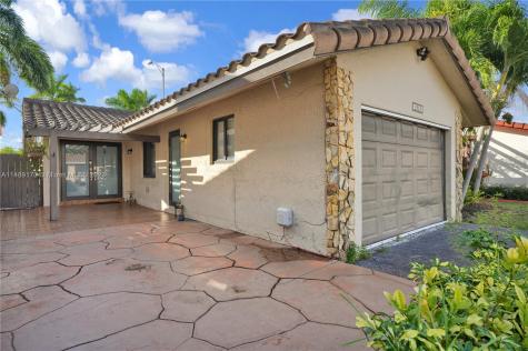 1916 SW 136th Place Miami FL 33175