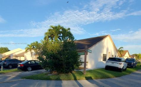 1499 Yellowthroat Street Homestead FL 33035