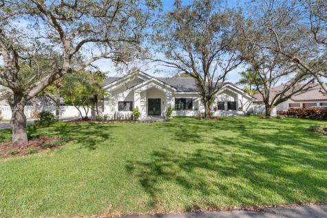9765 SW 111th Terrace Miami FL 33176