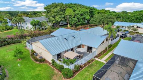 8847 Thumbwood Circle Boynton Beach FL 33436