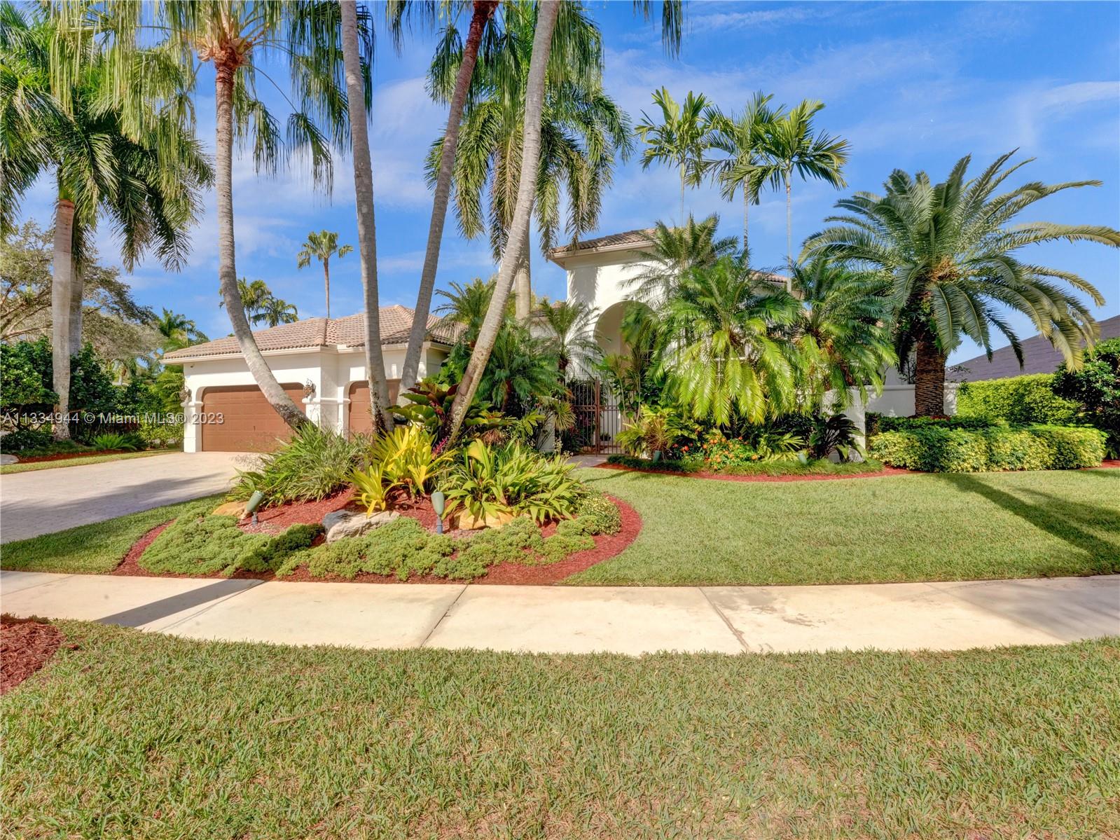 2526 Montclaire Circle Weston FL 33327