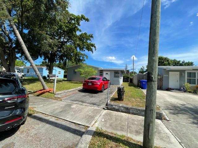 1421 N 68th Terrace Hollywood FL 33024