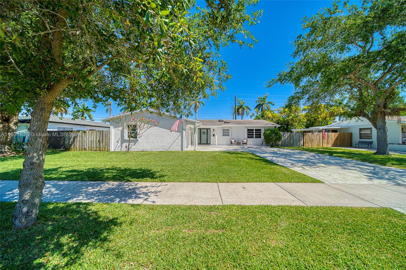 9373 SW 184th Terrace Cutler Bay FL 33157
