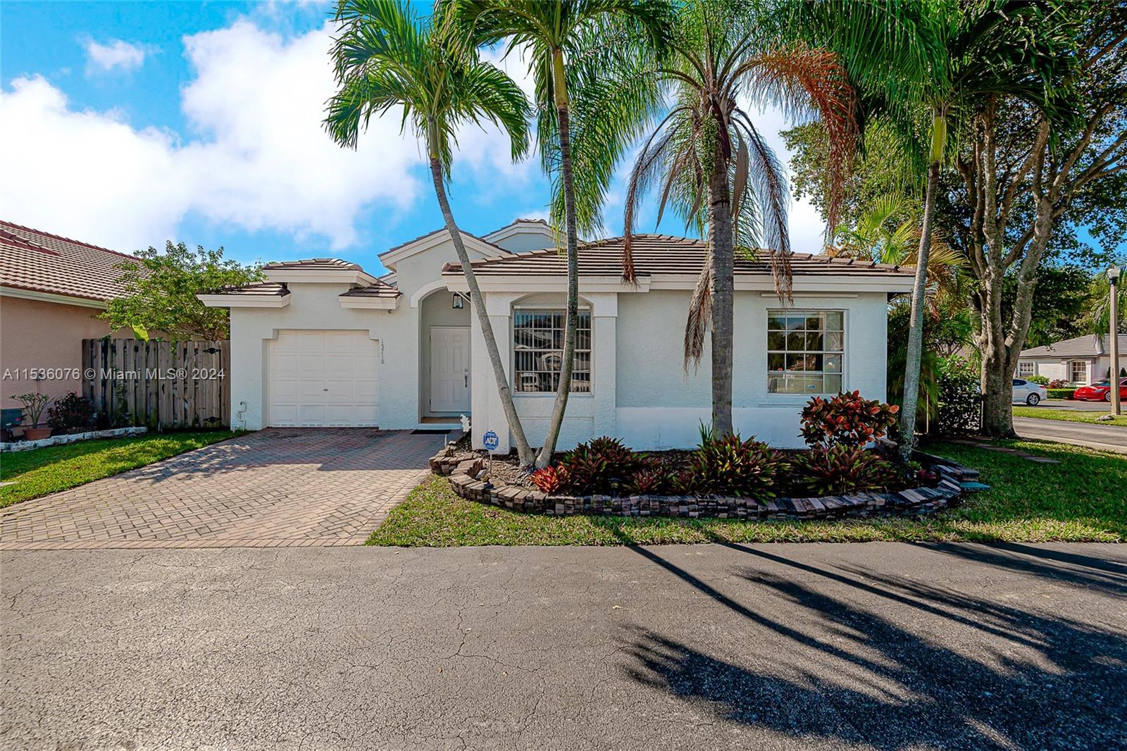 15718 SW 80th Lane Miami FL 33193