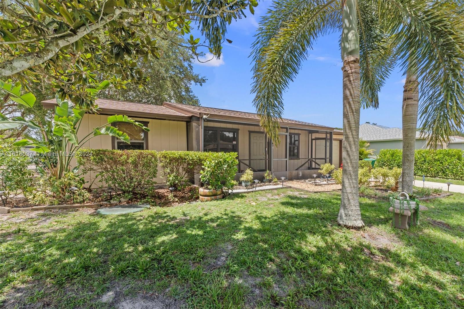 1518 SW Apache Avenue Port St. Lucie FL 34953