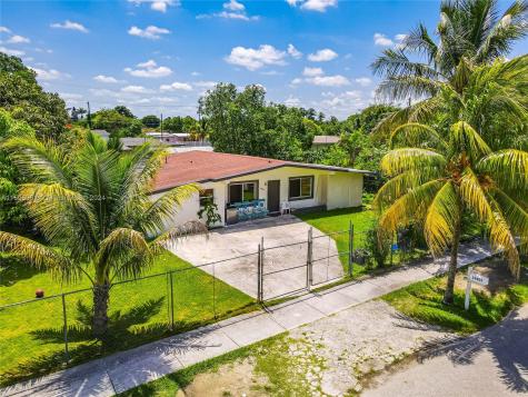 26905 SW 144th Court Homestead FL 33032