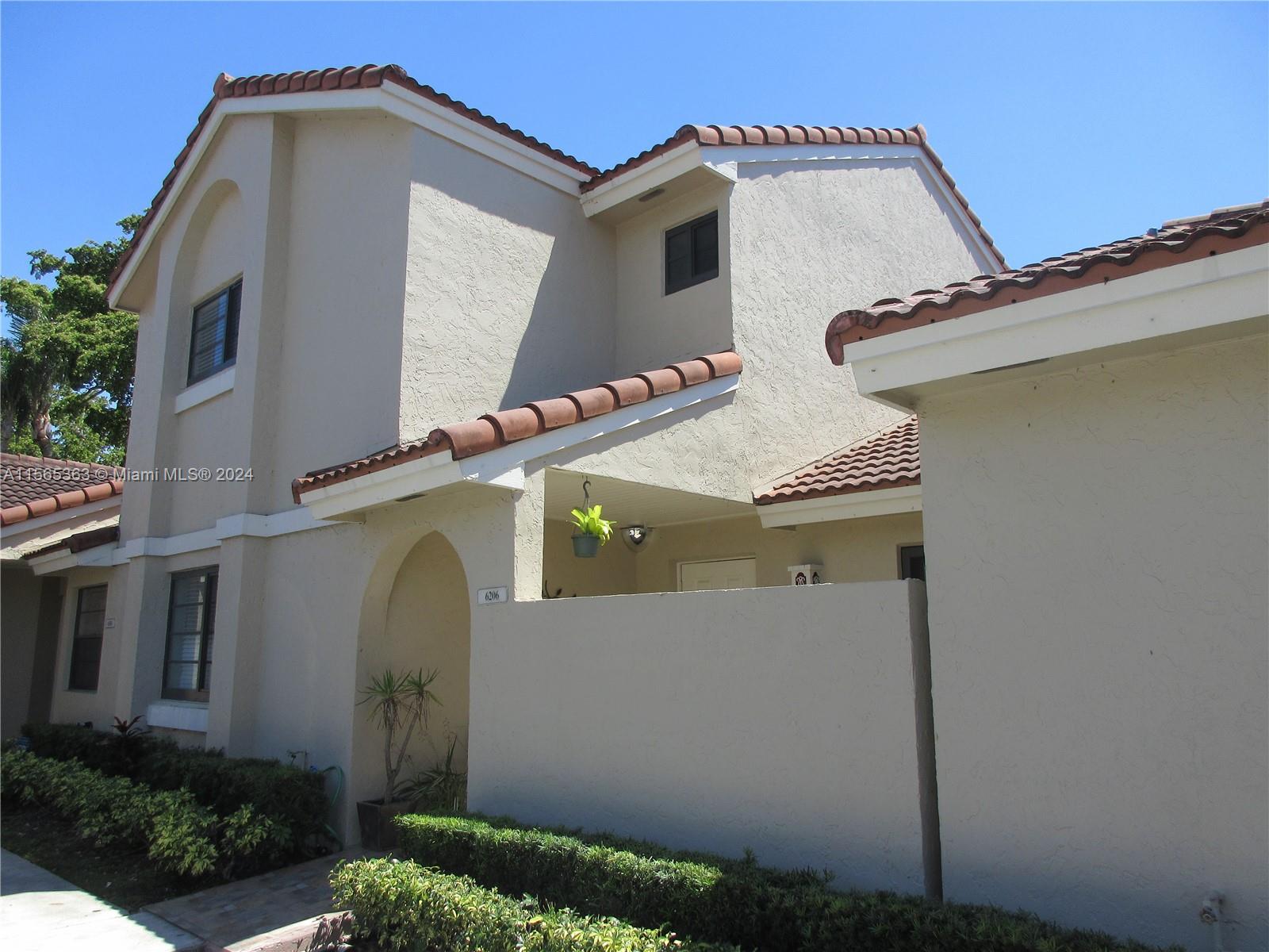 6206 NW 170th Terrace Hialeah FL 33015