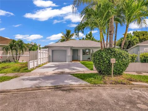 28437 SW 135th Avenue Homestead FL 33033