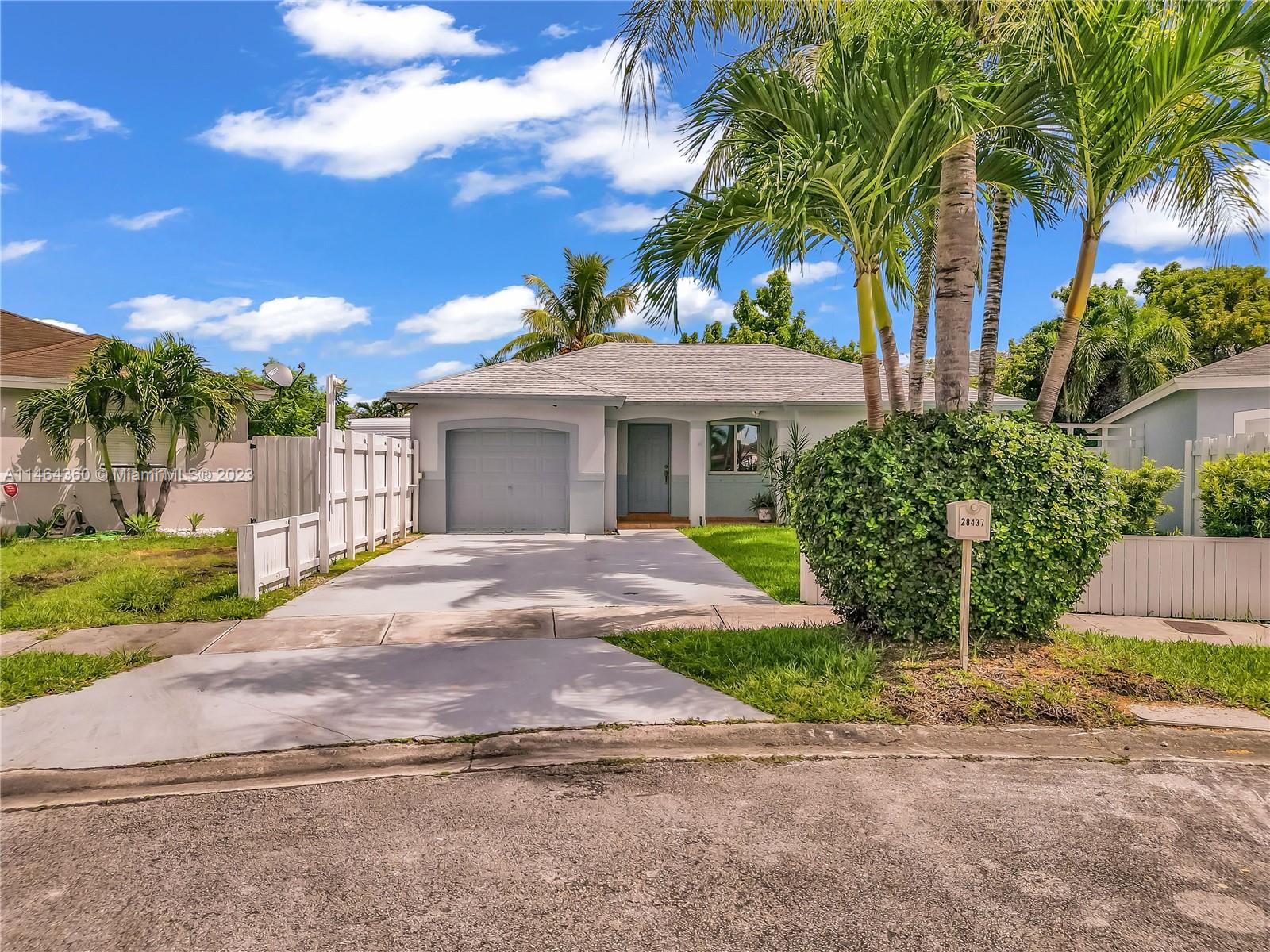 28437 SW 135th Avenue Homestead FL 33033