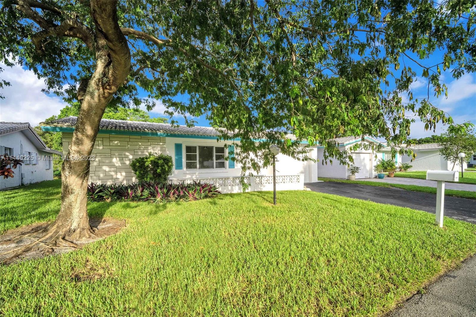 1262 NW 82nd Avenue Plantation FL 33322