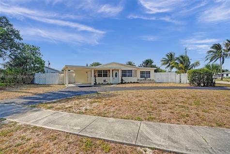 601 NW 37th Street Deerfield Beach FL 33064
