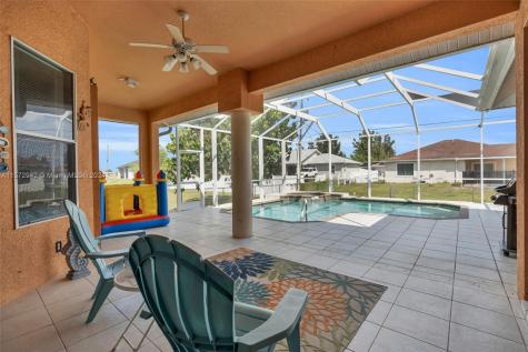 901 NE 17th Street Cape Coral FL 33909