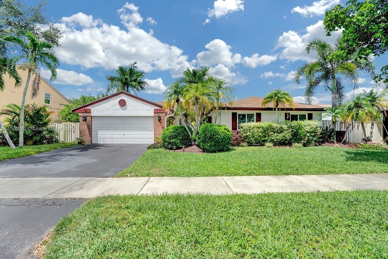 14620 Highland Springs Court Davie FL 33325