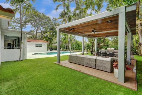 19731 NE 20th Place Miami FL 33179