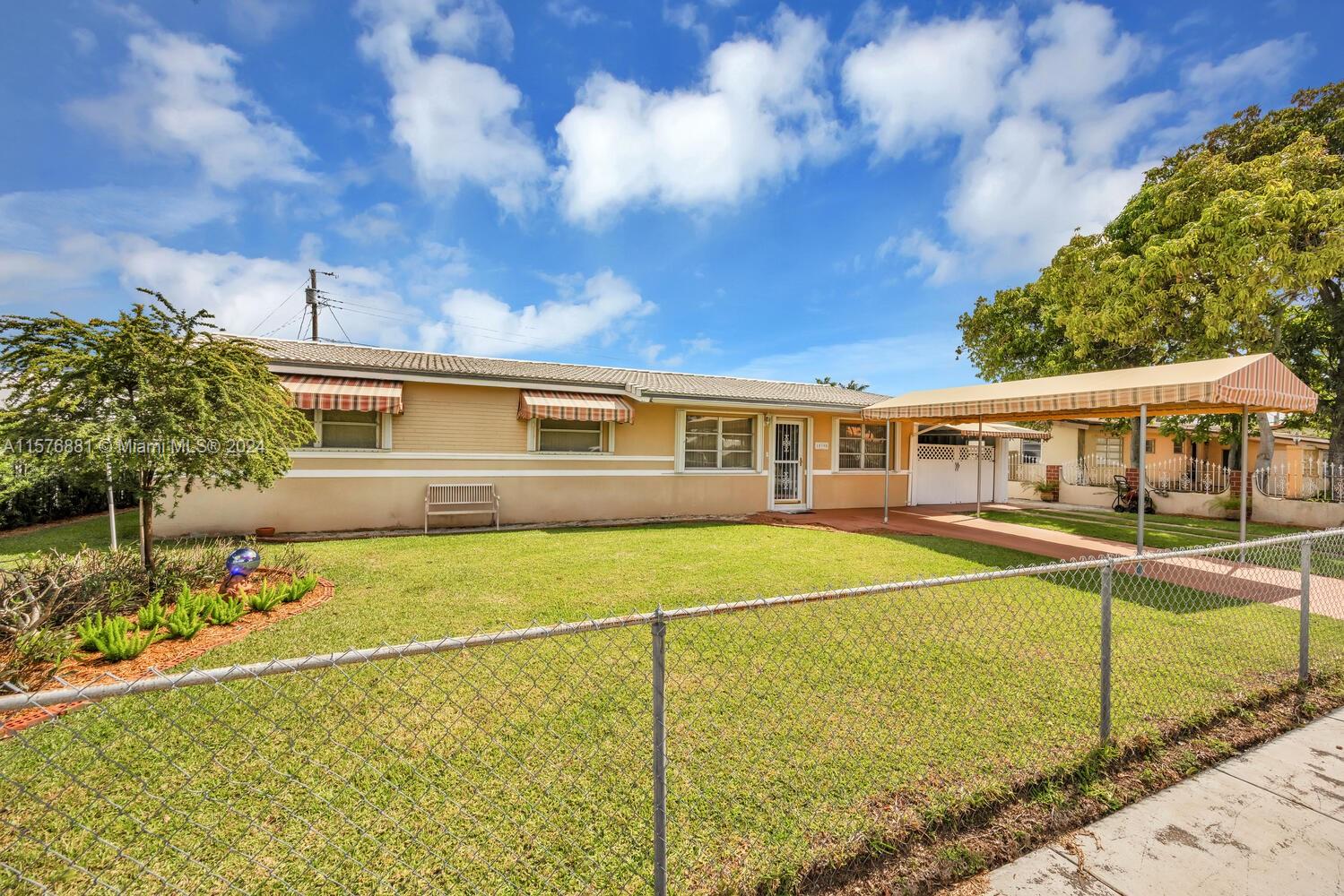10390 SW 26th Terrace Miami FL 33165