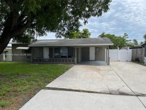 1610 NE 35th Street Pompano Beach FL 33064
