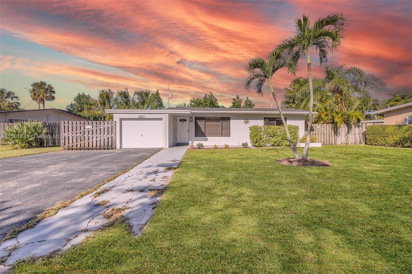 1421 W River Drive Margate FL 33063