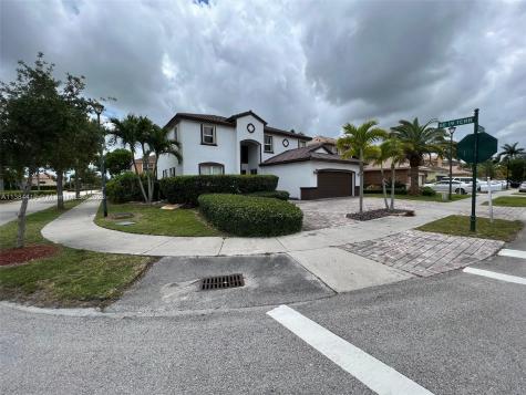 1934 SE 17th Street Homestead FL 33035